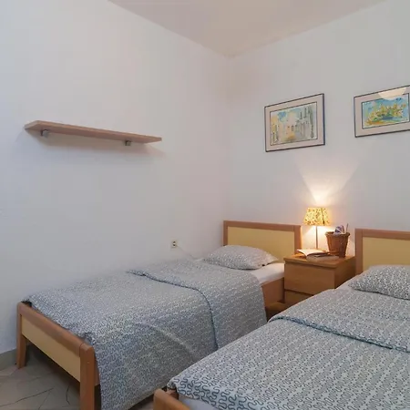 Beautiful In Praznica Holiday home